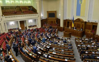 Украинцам показали, чем на самом деле занимаются народные депутаты на рабочих местах