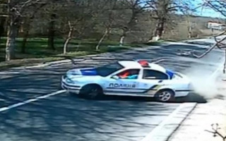 Несостоявшиеся гонщики: полицейские разбили патрульный автомобиль