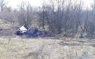 Под Луганском взорвался автомобиль с гражданскими