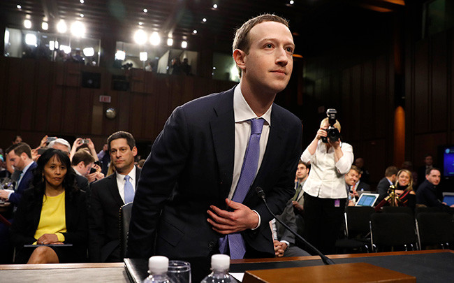 Грядет война смайликов: пользователи обсуждают влияние Facebook на избирателей