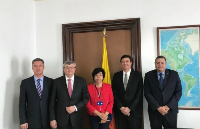 Украина получит безвиз с государством из Латинской Америки