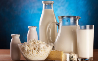 Чем полезны кисломолочные продукты: медики объяснили