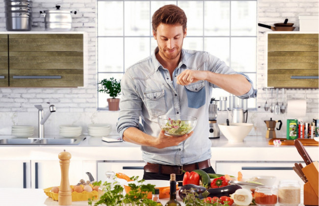 Названы продукты, идеальные для мужского здоровья