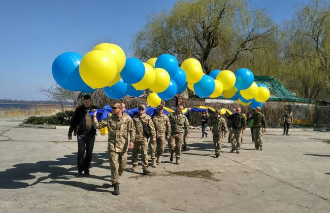 Боевиков Донбасса дразнили украинским флагом
