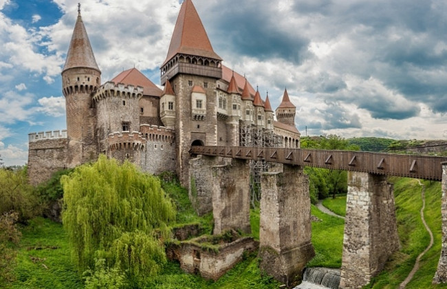 Украинцам на заметку: во сколько обойдется поездка в замок графа Дракулы