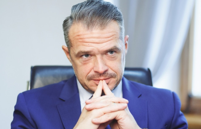 Укравтодор полностью откажется от ямочного ремонта