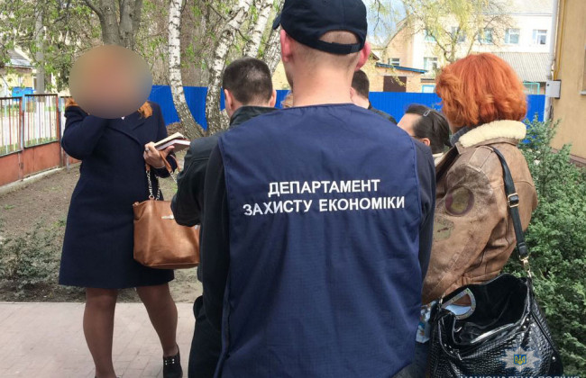 3 тысячи за освобождение заключенного: задержан адвокат