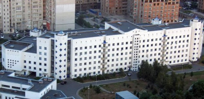 Закрыли все аварийные выходы: больница в Киеве влипла в скандал