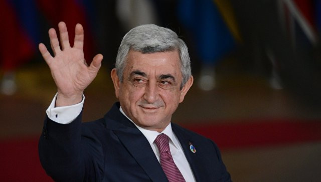 Премьер-министр Армении покинул свой пост