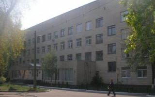 Разорванные диваны и дырявое стоматологическое кресло: украинцев поразили жутким состоянием детской больницы