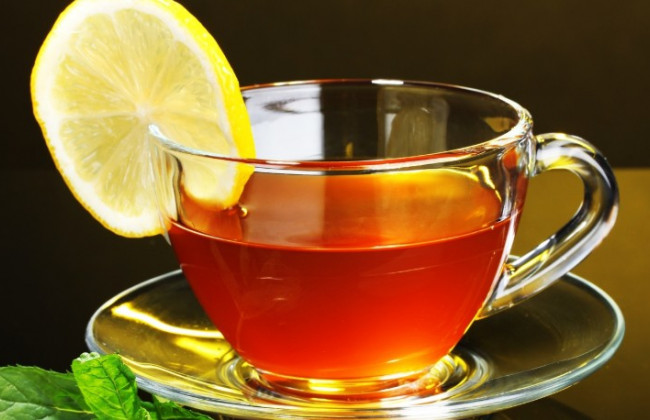 Названы опасные для здоровья свойства горячего чая