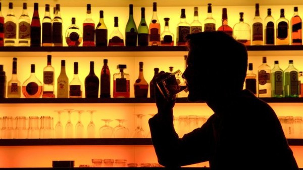 Ученые назвали неожиданную причину отказаться от алкоголя