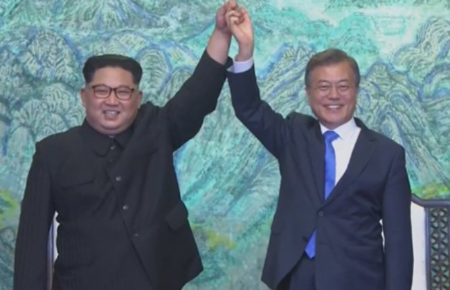 Конец 70-летней войне: КНДР и Южная Корея помирились