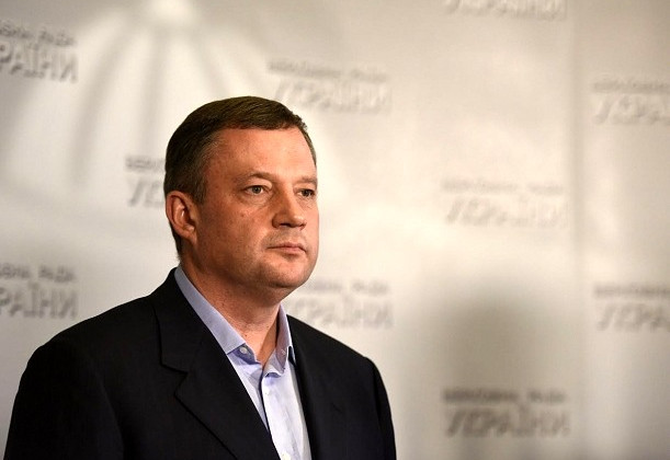 Огромное количество земельных участков нашли у соратника Порошенко