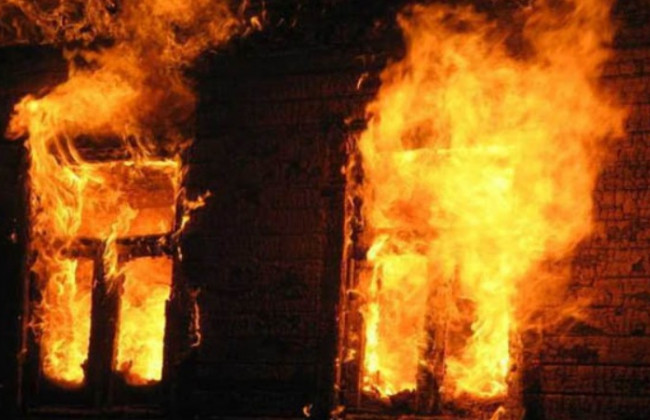 Пожар в лагере ромов: несколько домов сожгли специально