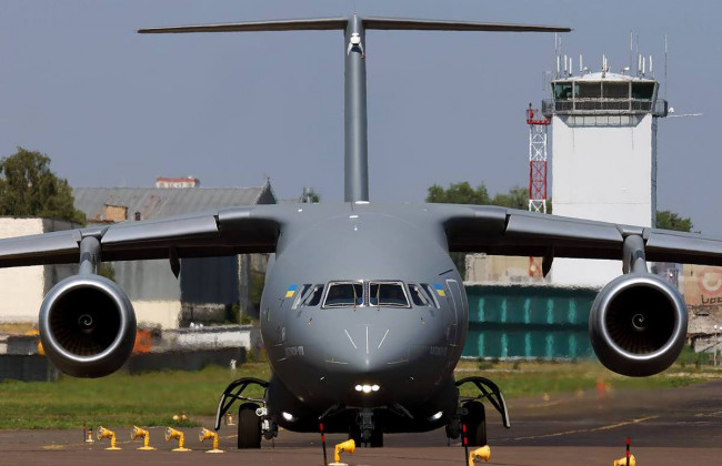 Новое авиашоу в Турции открыли украинские самолеты