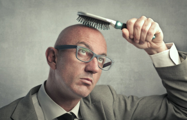 Облысение у мужчин: медики назвали причины и способы борьбы