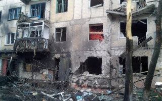Живой щит: боевики ведут обстрелы из жилых дворов