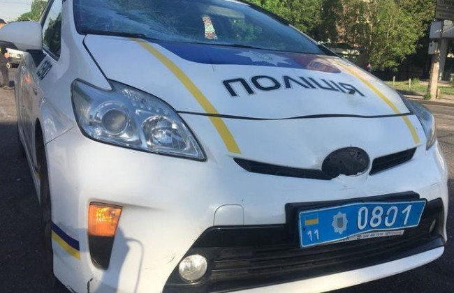 ДТП в Кривом Роге: патрульный автомобиль сбил пешехода