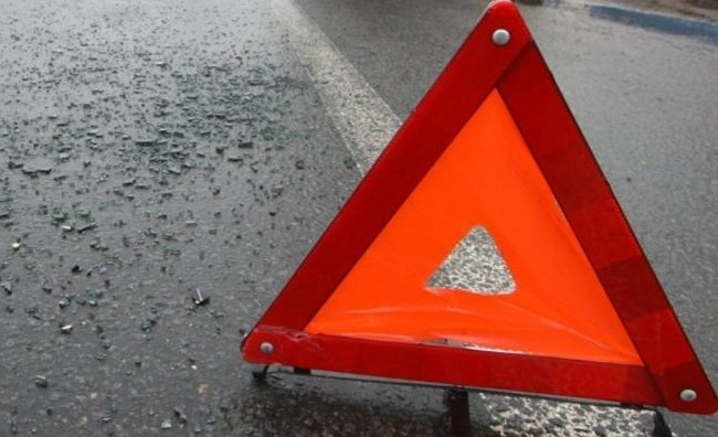 В Мариуполе произошло ДТП с участием полицейского авто, есть пострадавшие