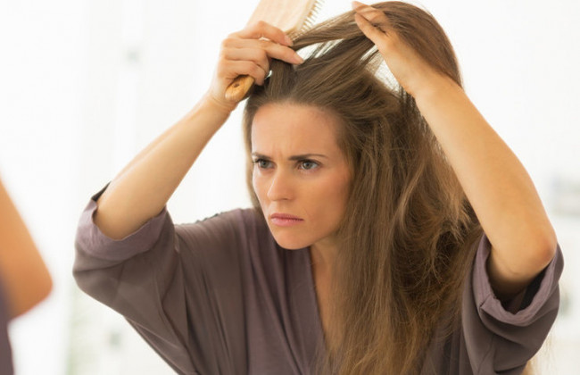 Почему появляется ранняя седина: медики объяснили