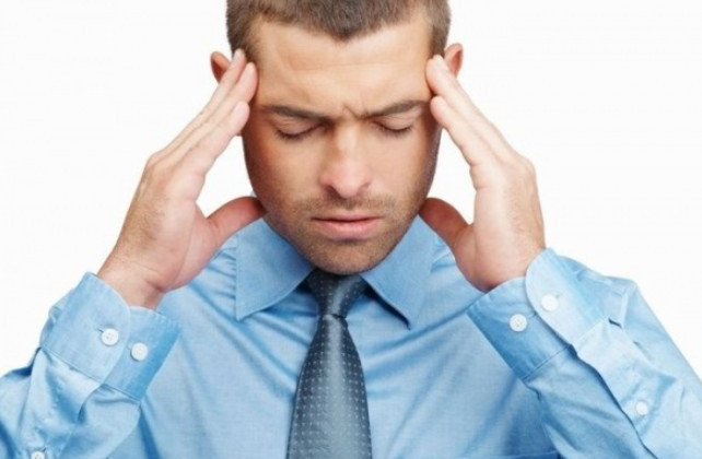 Названы причины сильной головной боли