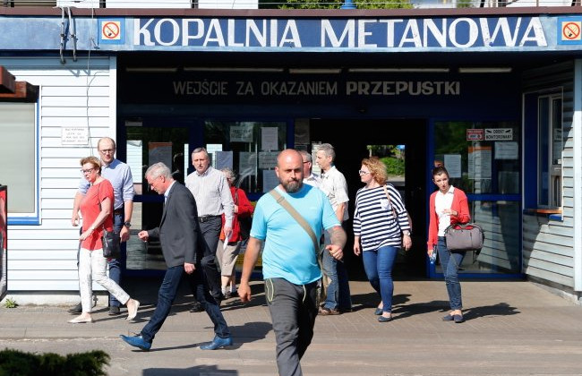 В Польше на шахте погиб горняк, еще трое пропали без вести