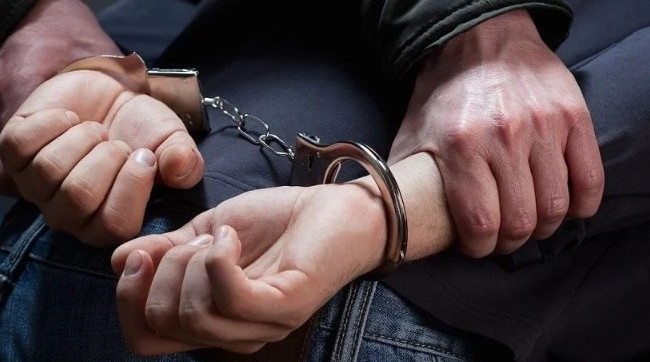 Перевозили наркотики в мебели: апелляционный суд вынес вердикт иностранцам