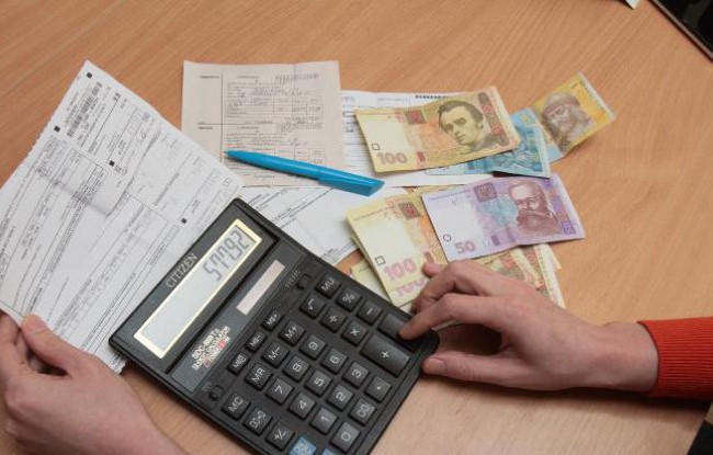 Киевлянам будут начислять пеню на просроченную задолженность по коммуналке
