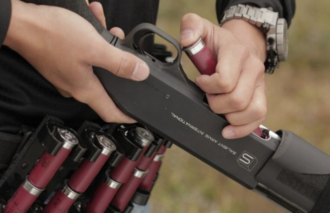 В Киеве мужчина пытался пройти на акцию с ружьем