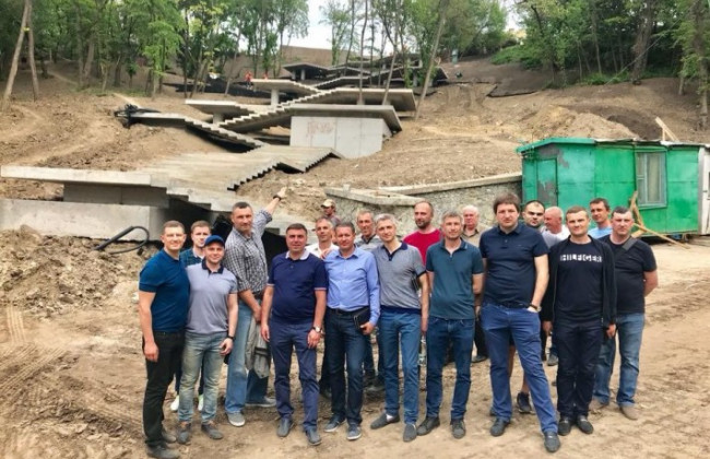 WI-FI и видеонаблюдение: Кличко назвал дату открытия Владимирской горки