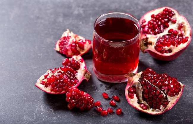 Назван идеальный для мужского здоровья сок