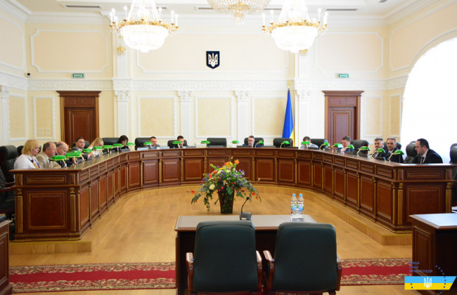 Порошенко внесли представление о командировке пяти судей