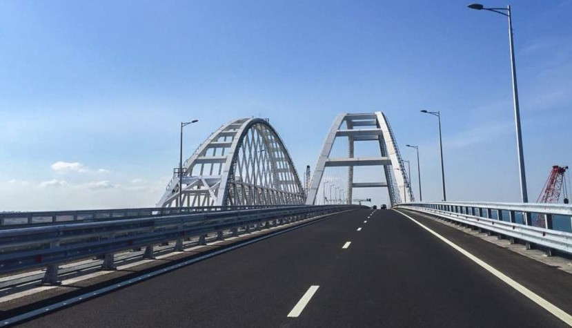 Стало известно, когда Гаага примет решение по Крымскому мосту