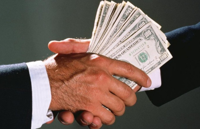 Взятка на полмиллиона: суд принял неожиданное решение по директору института