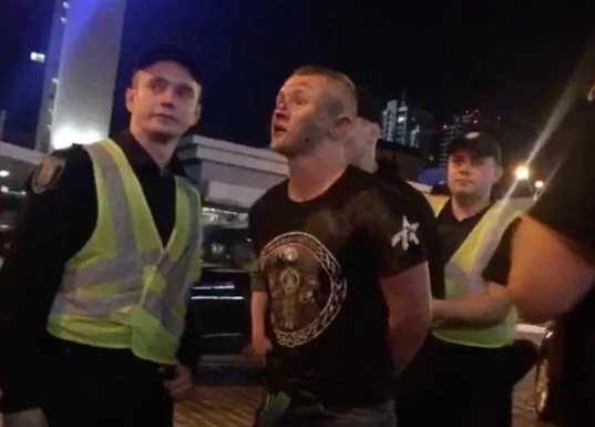 «Шли за нами, как стая собак»: в Киеве избили английских фанатов