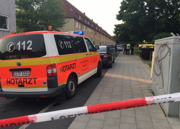 Мужчина на улице расстрелял двух женщин: есть подробности