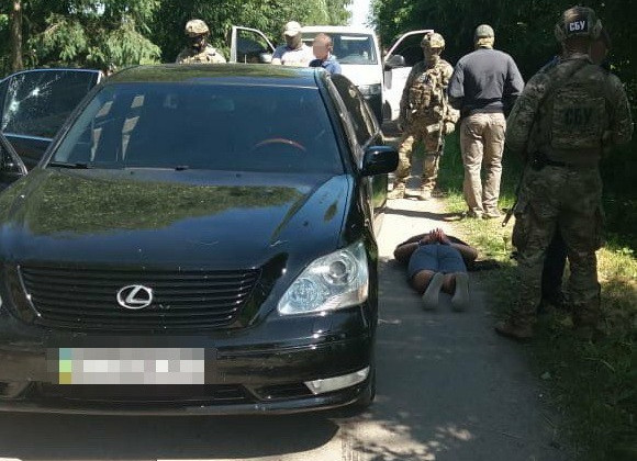 Дерзких рэкетиров задержали в Ивано-Франковской области: опубликованы фото