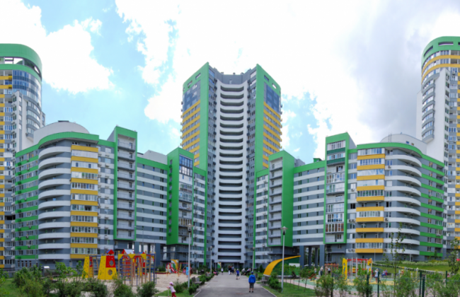 Роскошное жилье в бизнес-классе: журналисты показали имущество люстрированного налоговика