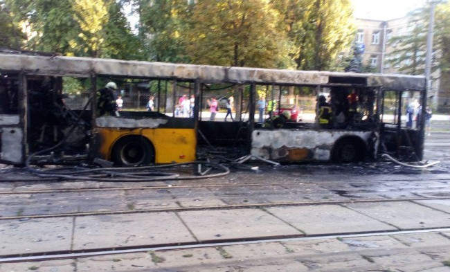 В Киеве сгорел пассажирский автобус: есть подробности
