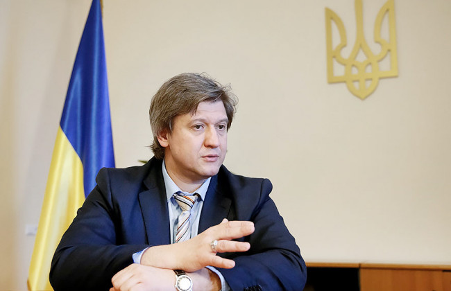 Украинцам передумали повышать минималку