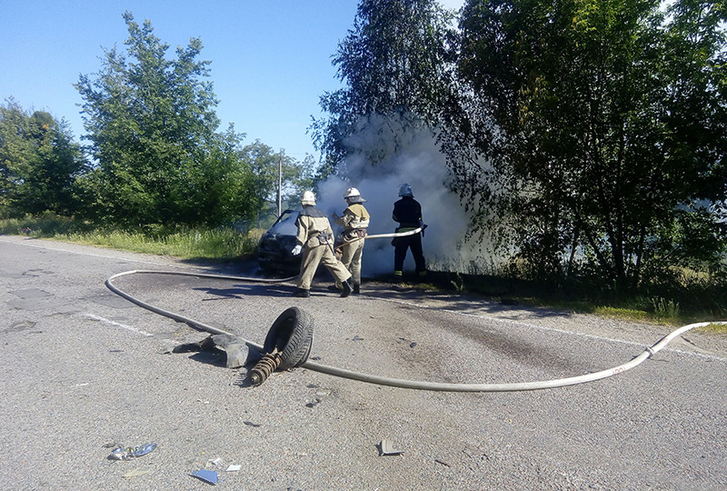Жуткое ДТП под Киевом: водитель сгорел прямо в автомобиле