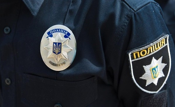 В Черновцах полицейских обвинили в избиении раненого подростка