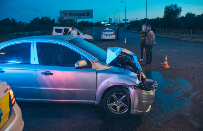 Жуткая ДТП в Киеве: пострадали пять человек