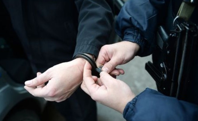 Стал миллионером: в Киеве следователь продавал вещественные доказательства