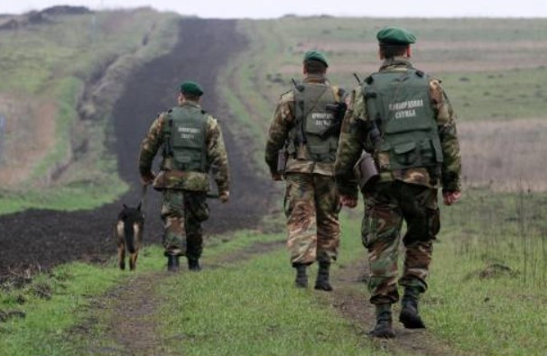 В Черновицкой области неизвестные напали на пограничников