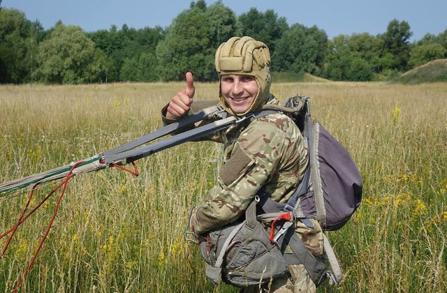 Украинцам показали тренировку спецназовцев