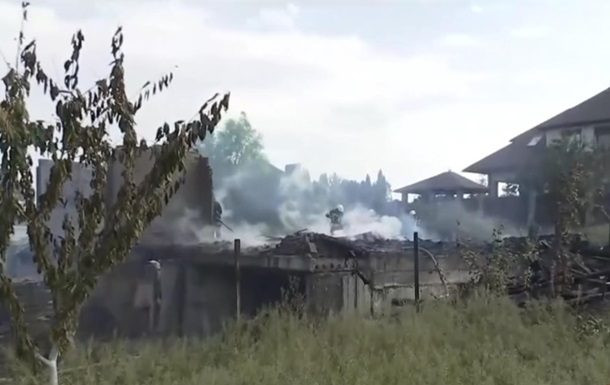 Под Киевом молния попала в жилой дом