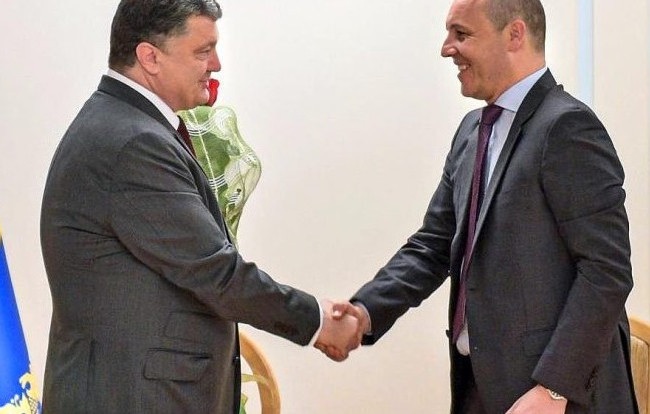 Парубий передал закон о создании Антикоррупционного суда на подпись Порошенко
