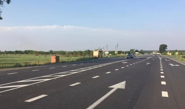 В украинских городах сузят дороги